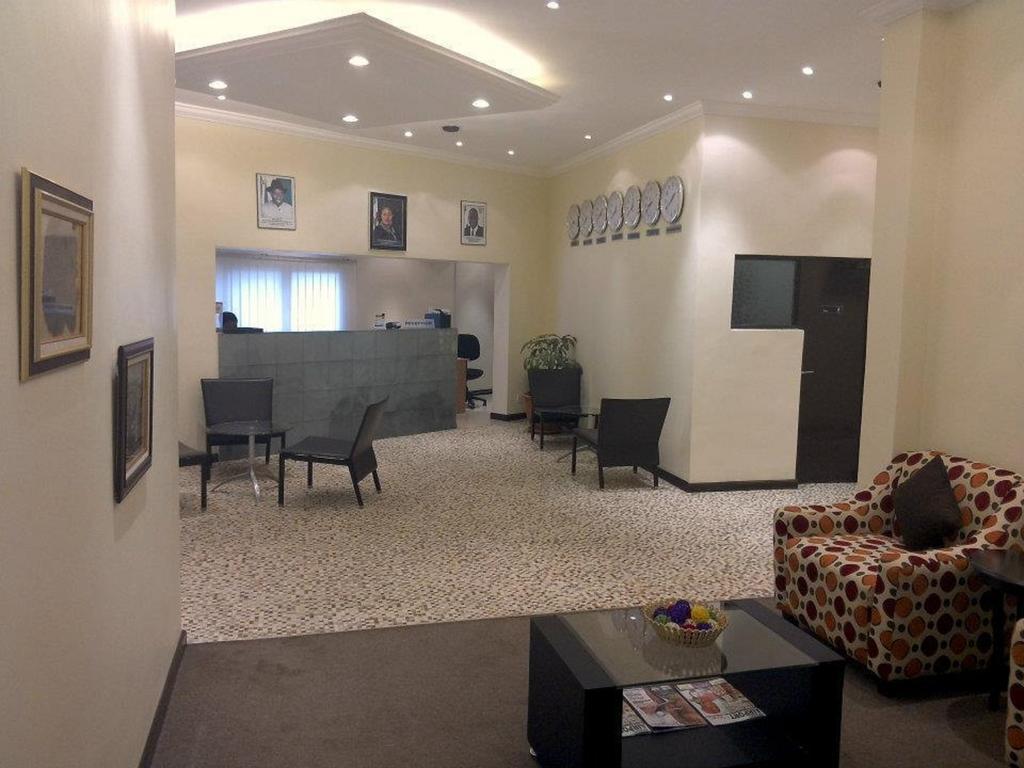 Blue Lodge Hotel Lagos Exterior photo