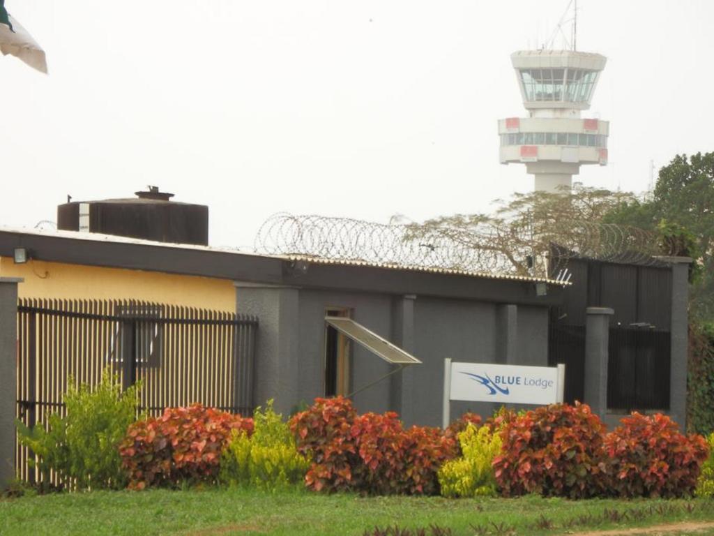 Blue Lodge Hotel Lagos Exterior photo